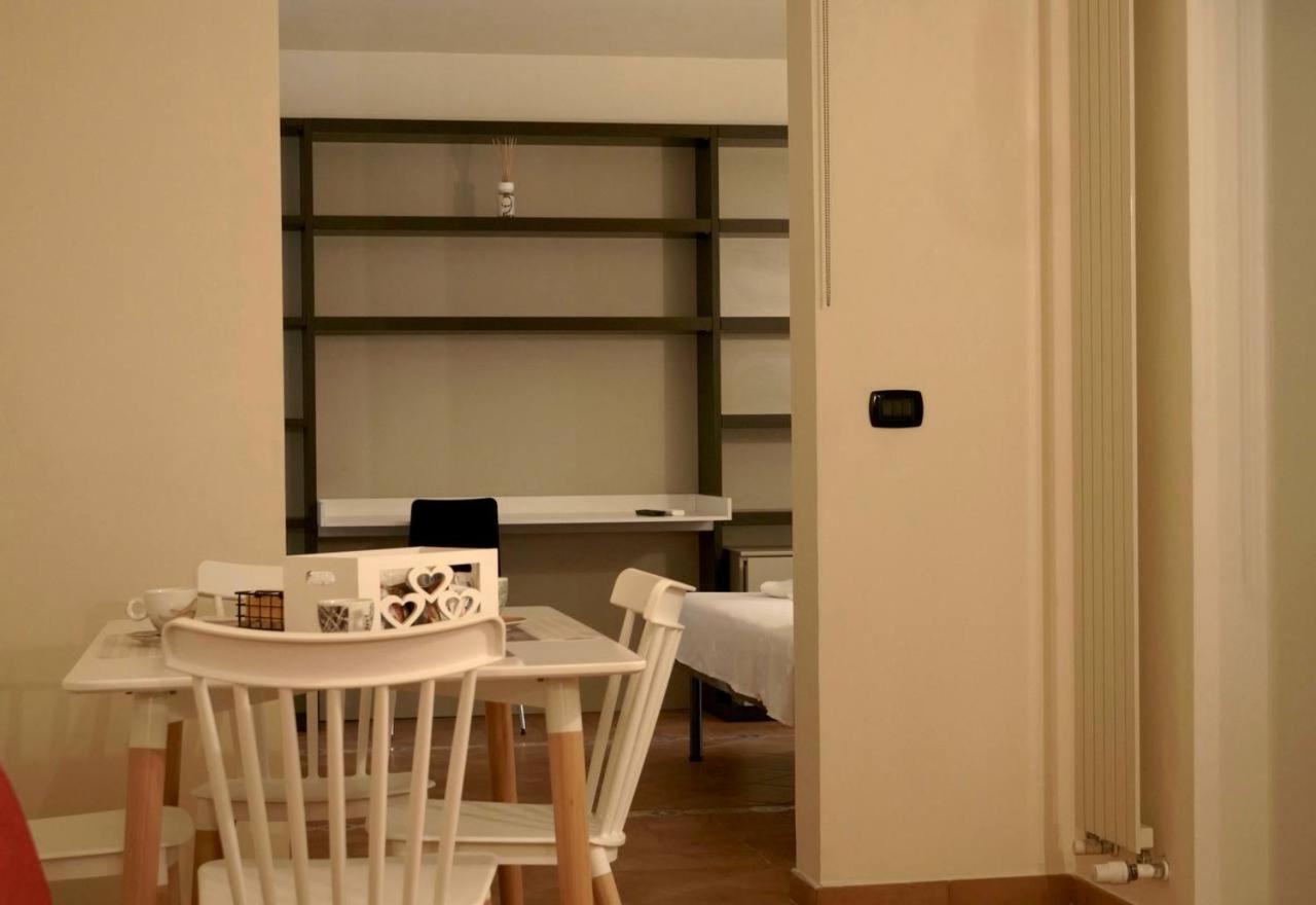 Blu Suites And Apartments Бари Экстерьер фото